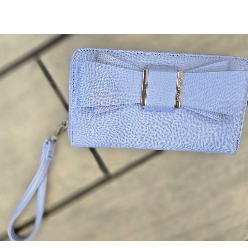 Betsey Johnson Lavender Faux Leather Bow Zip Around Wristlet Wallet Pink